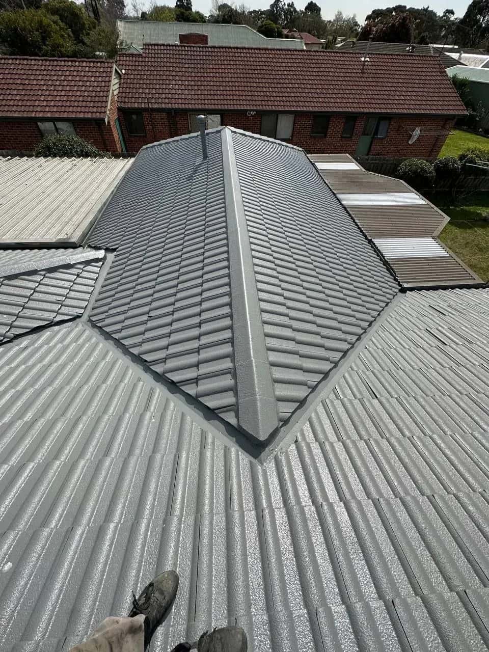 Frankston emergency roof repair completed - tiles replaced, waterproofing restored within 4 hours