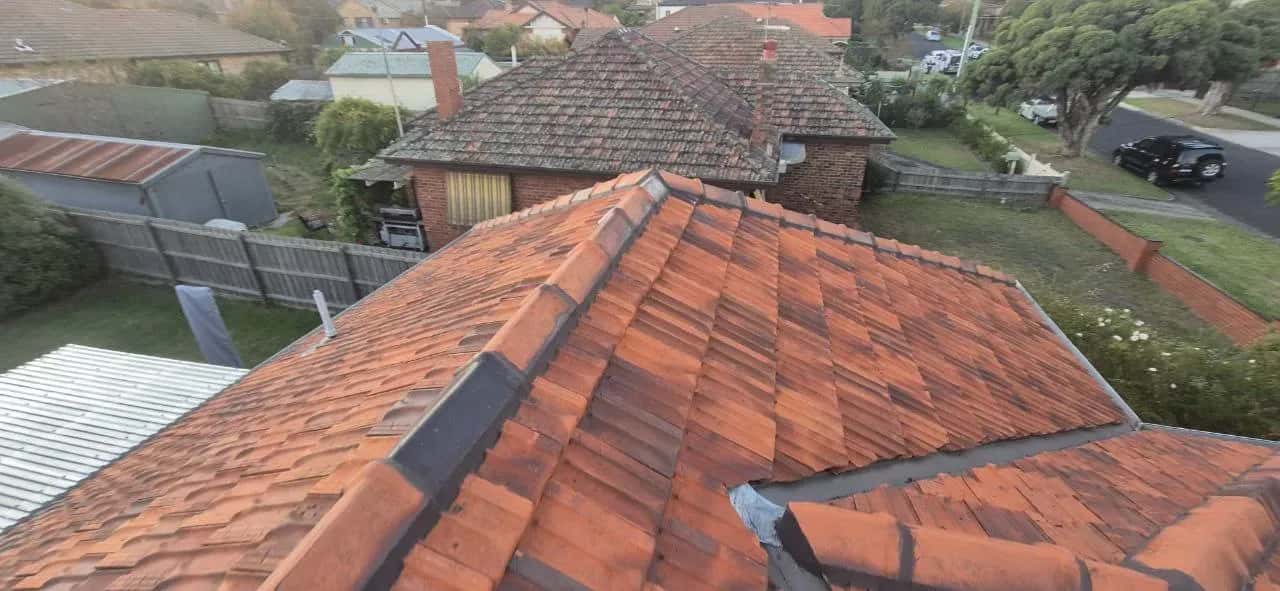 Frankston gutter replacement - new Colorbond gutters professionally installed with correct fall